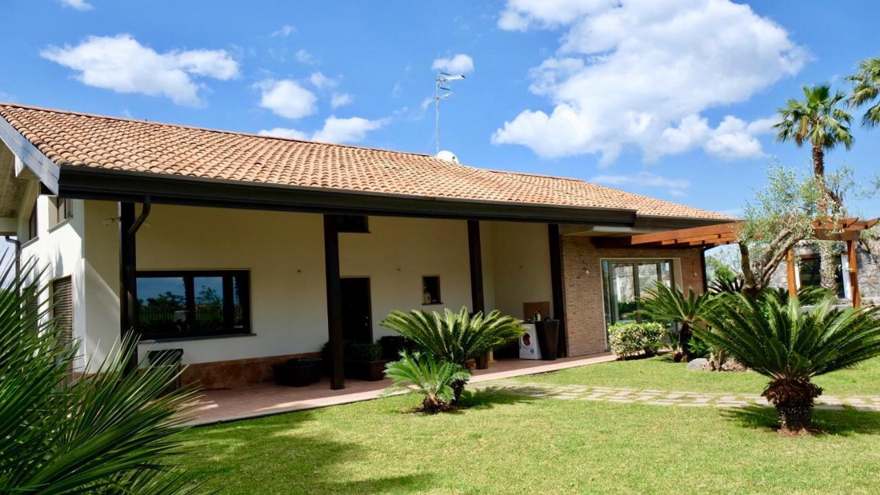 Holiday Homes Borgo Papardo Giarre Exterior foto