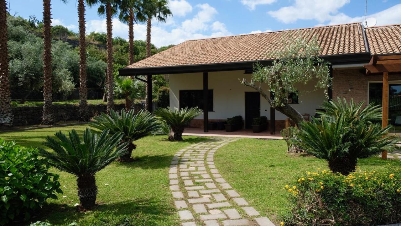 Holiday Homes Borgo Papardo Giarre Exterior foto